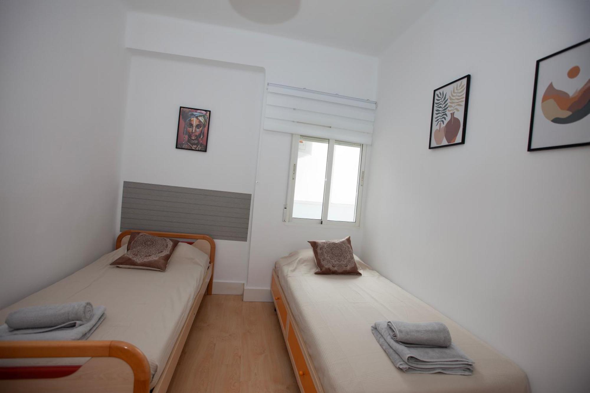 Precioso Apartamento En Valencia 2 Dormitorios Con Parking Paterna Exterior foto
